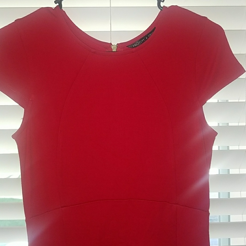 Red bodycon dress